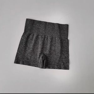 Seamless workout shorts